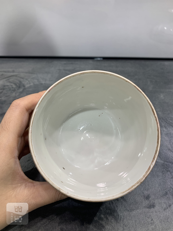民国粉彩二乔人物纹小盖缸 - 图6